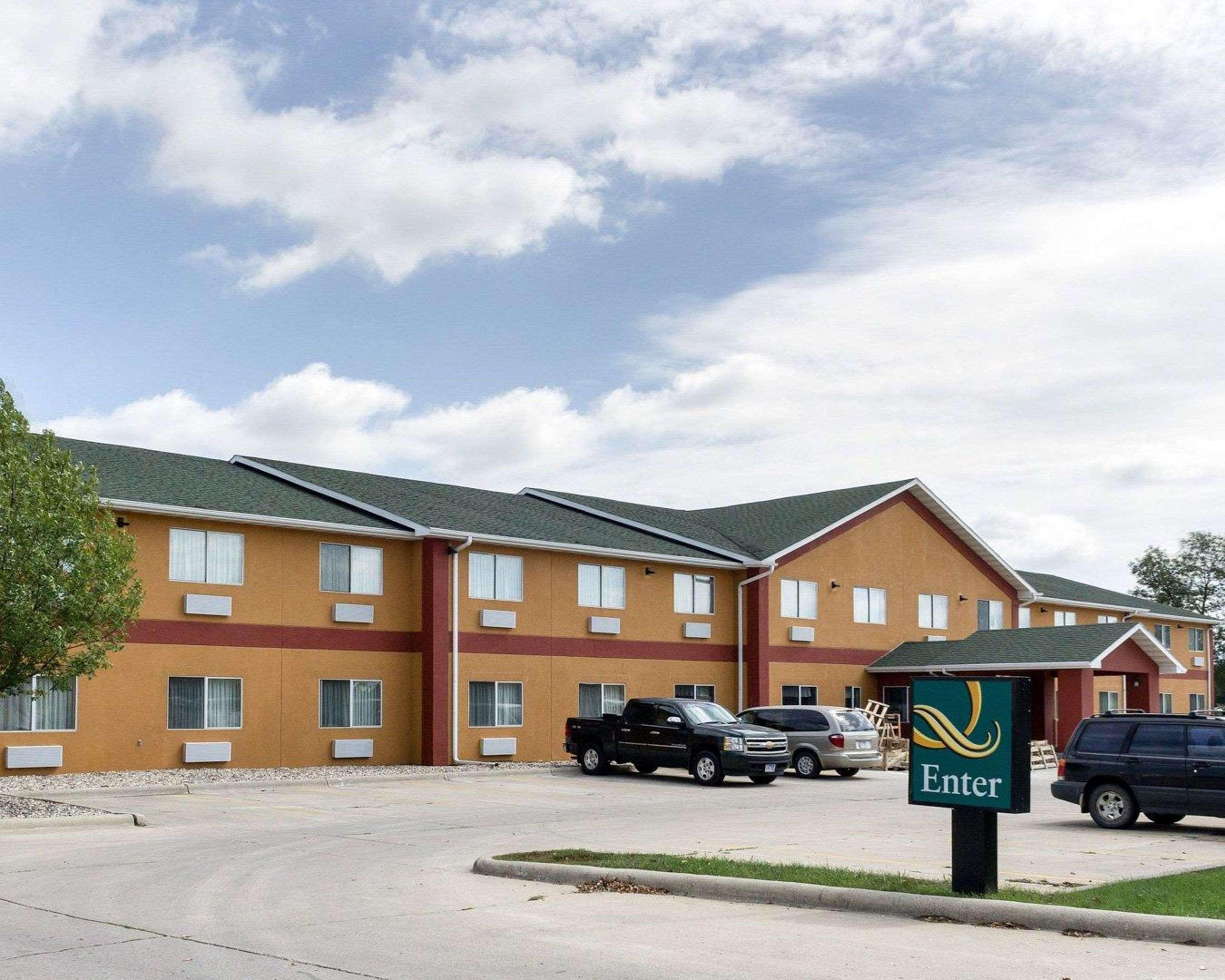 Quality Inn Brookings-University Exteriör bild